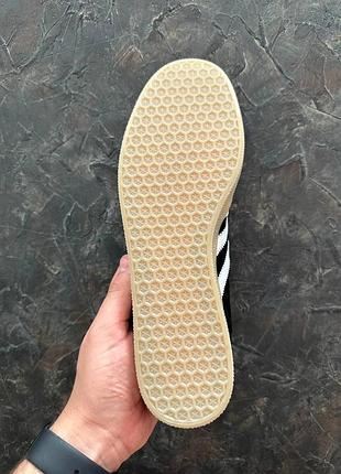 Кроссовки suit adidas gazelle black gum5 фото