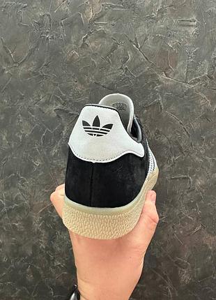 Кроссовки suit adidas gazelle black gum3 фото
