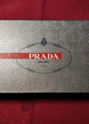 Красные туфли prada оригинал2 фото