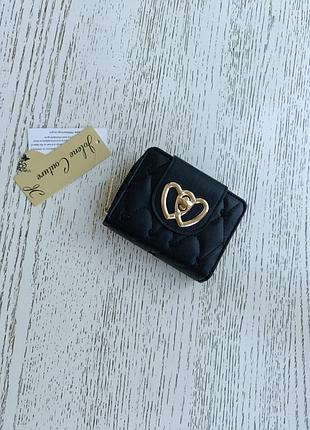 Маленький, черный кошелек