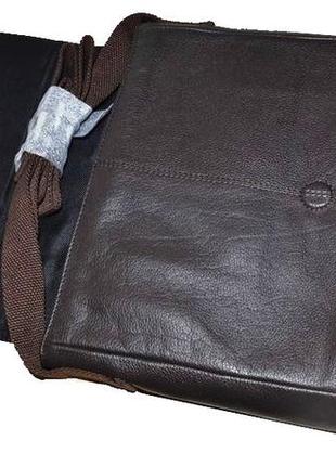 Мужская вертикальная кожаная сумка daymart почтальон формата а4 livergy темно-коричневая7 фото