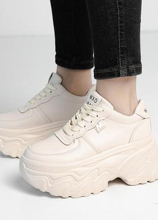 Кросівки жіночі fashion darius 3904 39 розмір 24 см бежевий