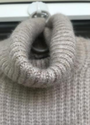 Тёплый,пушистый свитер под горло amisu7 фото