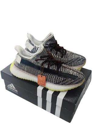 Чоловічі кросівки adidas yeezy boost 350 v2