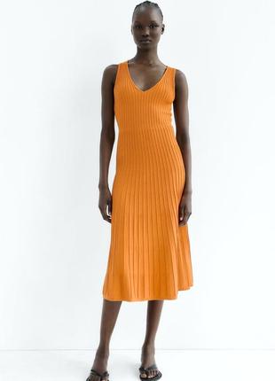 Сукня жіночна трикотажна