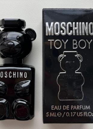 Парфумована вода (міні) moschino toy boy 5 мл