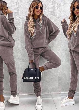 Велюровые костюмы