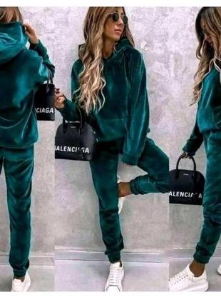 Велюровые костюмы