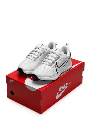 Женские кроссовки nike air zoom x run white black