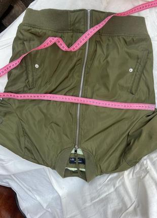 Зеленый женский бомбер хаки куртка курточка осенняя весенняя демисезонная5 фото