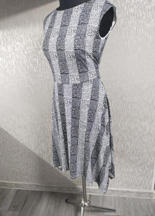 Платье в полоску с асимметричным низом2 фото