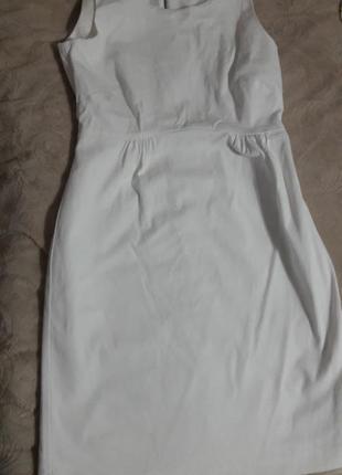 Нарядное белое платье1 фото
