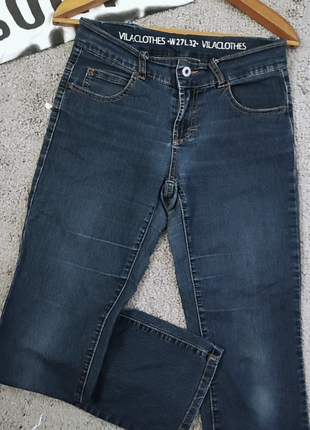 Легкие джинсы