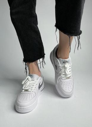 Женские кроссовки nike air force 1 low white/black swoosh7 фото