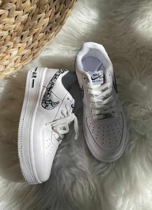 Женские кроссовки nike air force 1 low white/black swoosh6 фото