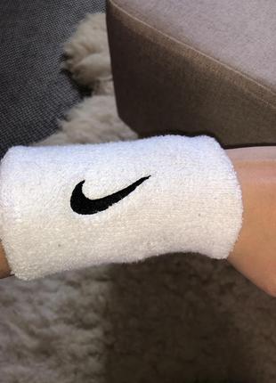 Nike оригинал махровая повязка на руку спортивная2 фото