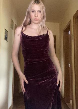 Вечернее платье с вырезом на ножке, бордовый бархат5 фото