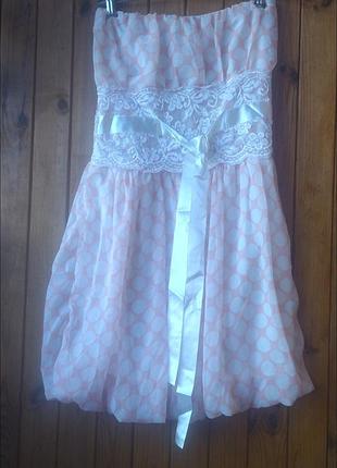 Ніжна сукня