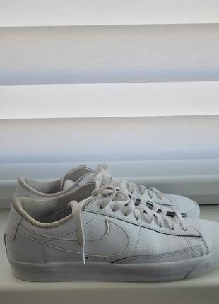 Кросівки nike blazer