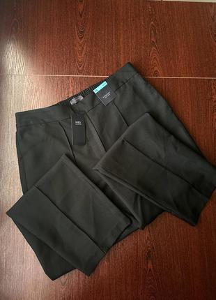 Брюки в деловом стиле m&s