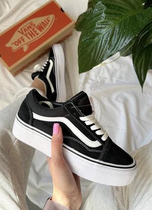 Крутые женские кроссовки кеды на платформе vans old school platform чёрные с белым