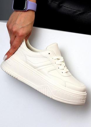 Кросівки кеди на високій підошві платформі танкетці масивній