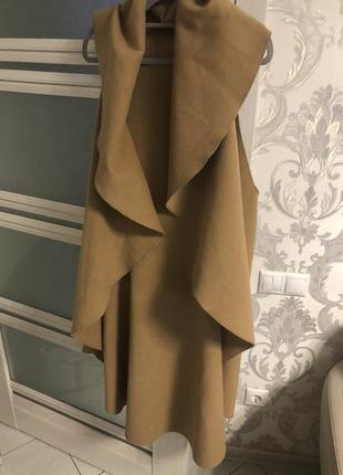 Жилет очень интересный