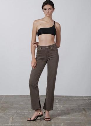 Коричневые джинсы с разрезом, zara.