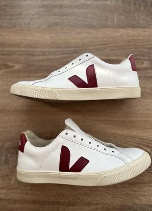 Кросівки veja