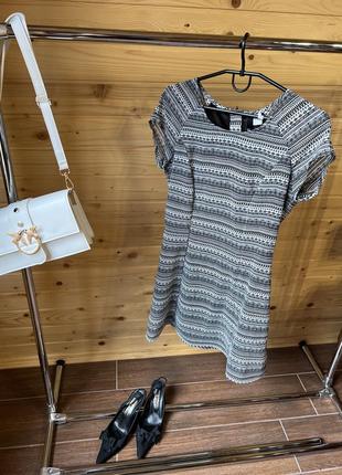 Трендове плаття від hm