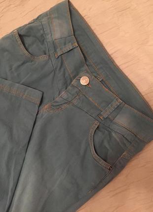 Фирменные джинсы на кнопках4 фото