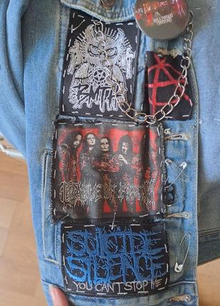 Кастомная джинсовая куртка ,металл ,рок ,nirvana ,mayhem, grunge6 фото