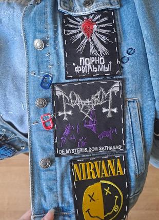 Кастомная джинсовая куртка ,металл ,рок ,nirvana ,mayhem, grunge7 фото