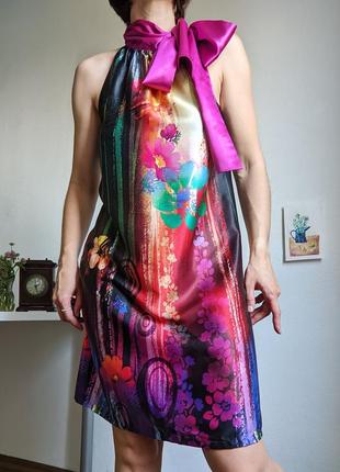 Платье цветное прямое бант на шее футляр шелк s m1 фото