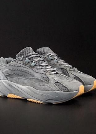 Мужские кроссовки adidas yeezy 700 серые