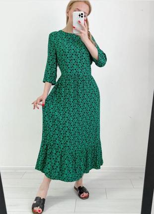 Зеленое платье в цветочный принт2 фото