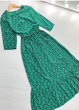 Зеленое платье в цветочный принт3 фото