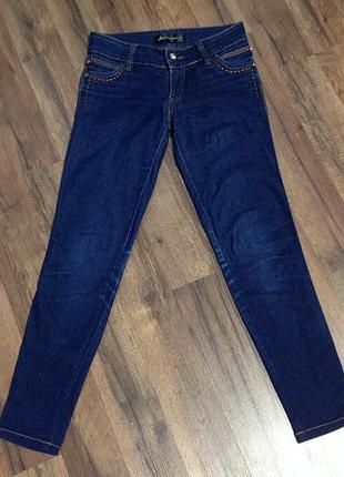 Джинсы узкие девушке,р.34,стрейч