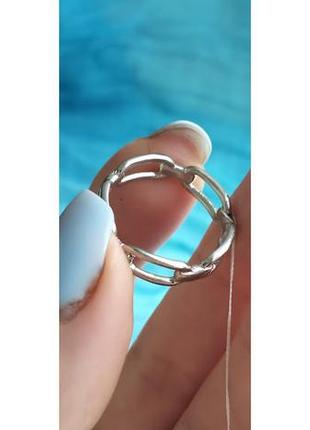 Нежное серебряное кольцо без вставок2 фото