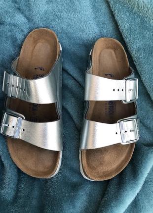 Birkenstock шлепанці. шкіра.  орігінал