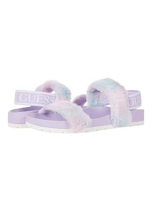 М'які жіночі сандалії guess