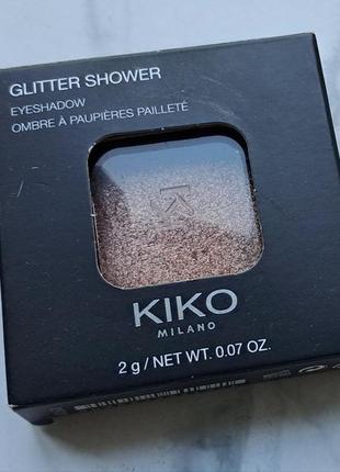 Тени для век high-coverage glitter eyeshadow kiko glitter shower в оттенке 02 golden rose