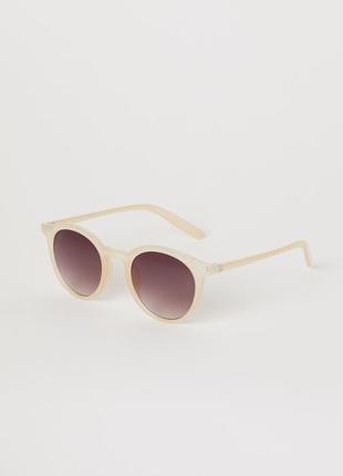 Бежевые солнцезащитные очки h&amp;m1 фото