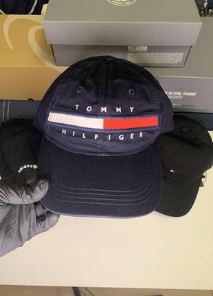 Tommy hilfiger кепка