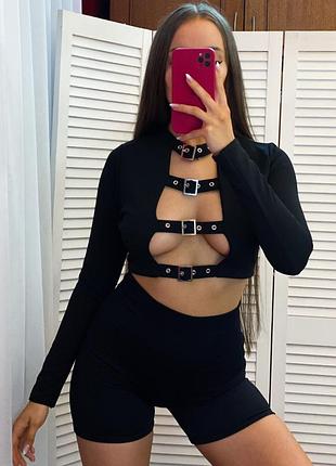 Водолазка лонгслив топ кроп топ гольфик лонг гольф бодик боди плт с декольте с вырезом