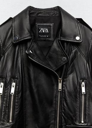 Шкіряна куртка косуха zara чорного кольору3 фото