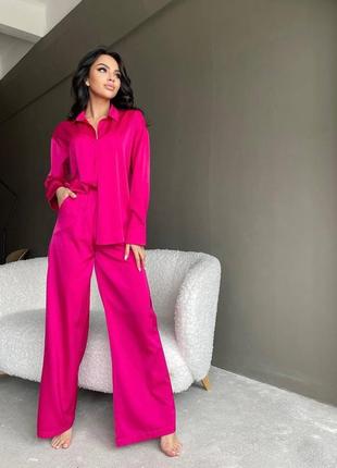 Шелковые костюмы в пижамном стиле