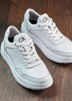 Очень легкие и удобные кроссовки calvin klein белые, легкі та зручні кросівки із натуральної шкіри білі