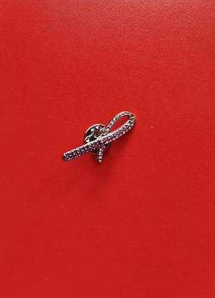 Брошка символ боротьби з раком