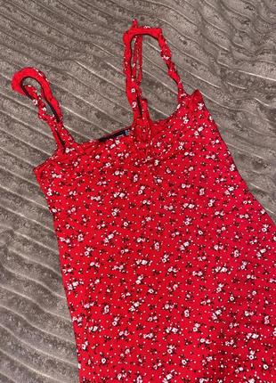 Летнее красное платье в цветочек xs-s plt в горошек3 фото
